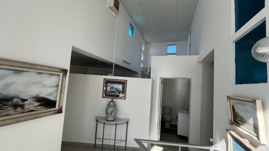 3 Bedroom Property for Sale in Wavecrest Eastern Cape